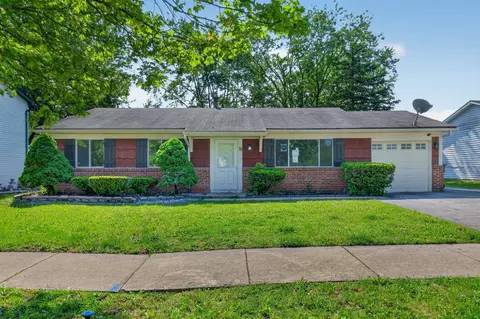 21 Willow Rd, Matteson, IL 60443