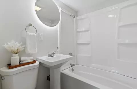Bath - 2306 9th St, Silvis, IL 61282 photo 1 of 3