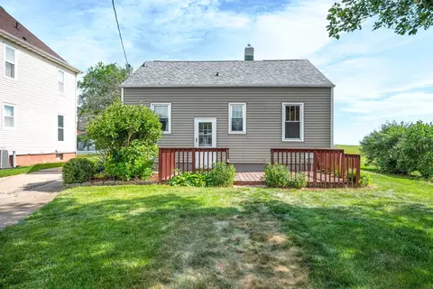 Exterior - 207 W Franklin St, Carlock, IL 61725 photo 6 of 8