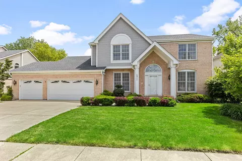 1311 Callen Ln, Des Plaines, IL 60016