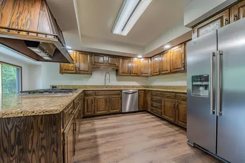 Kitchen - 8100 S Park Ave, Burr Ridge, IL 60527 photo 1 of 1