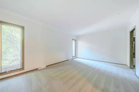 Bedroom - 8100 S Park Ave, Burr Ridge, IL 60527 photo 2 of 4