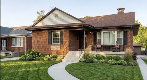 717 Manchester Ave, Westchester, IL 60154