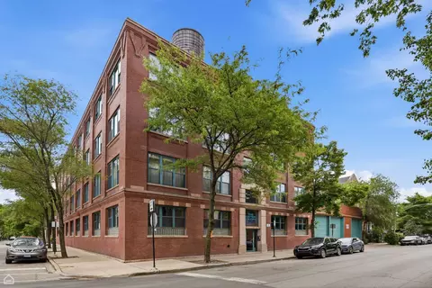 835 N Wood St #103-203, Chicago, IL 60622