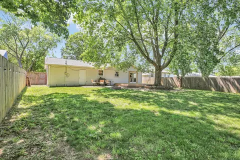 Exterior - 1810 Rebecca Dr, Champaign, IL 61821 photo 10 of 10