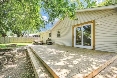 Exterior - 1810 Rebecca Dr, Champaign, IL 61821 photo 7 of 10