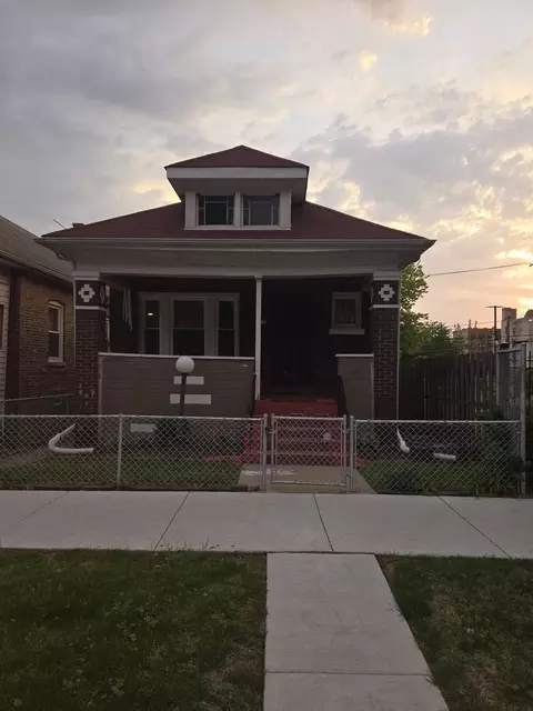 Undisclosed, Chicago, IL 60619