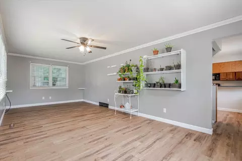 Living - 513 Maizefield Ave, Bloomington, IL 61701 photo 1 of 3