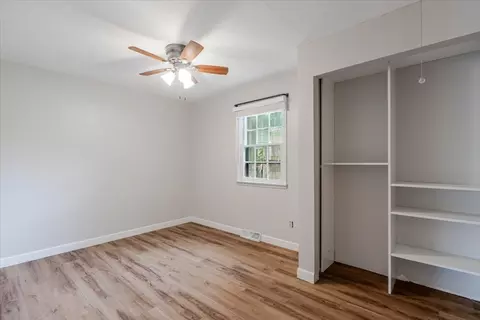 Bedroom - 513 Maizefield Ave, Bloomington, IL 61701 photo 1 of 6