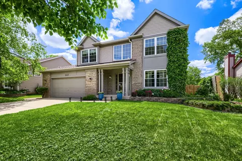 Exterior - 3137 Bennett Pl, Aurora, IL 60502 photo 3 of 5