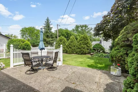 Exterior - 3206 Wren Ln, Rolling Meadows, IL 60008 photo 3 of 4