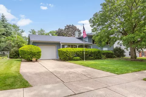 Exterior - 3206 Wren Ln, Rolling Meadows, IL 60008 photo 2 of 4