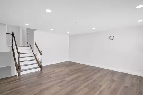 Living - 615 Cordial Dr, Des Plaines, IL 60018 photo 2 of 6