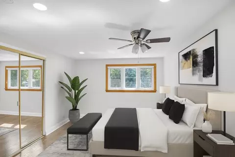 Bedroom - 615 Cordial Dr, Des Plaines, IL 60018 photo 1 of 8