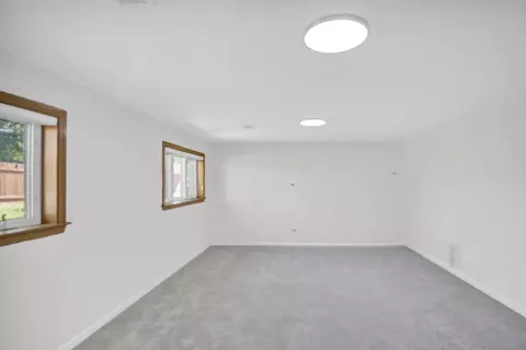 Other - 615 Cordial Dr, Des Plaines, IL 60018 photo 4 of 5