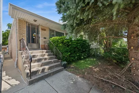3430 W Drummond Pl, Chicago, IL 60647
