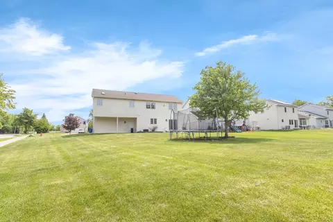 Exterior - 1609 Percy Ln, Itasca, IL 60143 photo 6 of 7