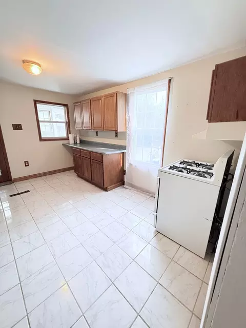 Kitchen - 1132 E Locust St, Dekalb, IL 60115 photo 3 of 3