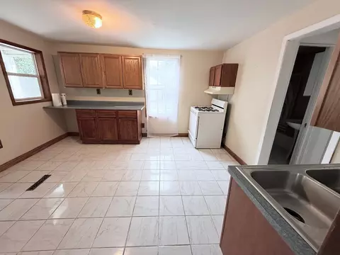 Kitchen - 1132 E Locust St, Dekalb, IL 60115 photo 2 of 3