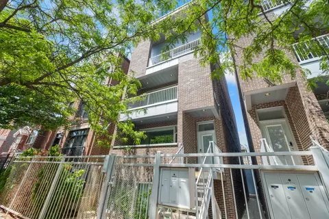 1536 W Walton St #2, Chicago, IL 60642