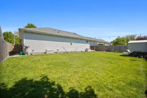 Exterior - 2151 Elwood Ln, Normal, IL 61761 photo 5 of 6