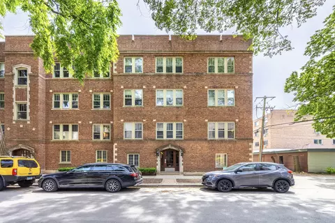811 Erie St #1, Oak Park, IL 60302
