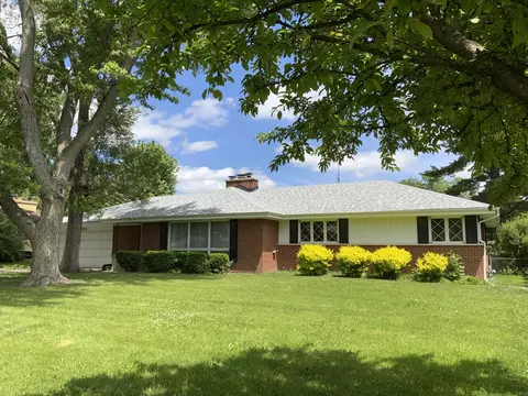 720 Mcclaran Ave, Aurora, IL 60506