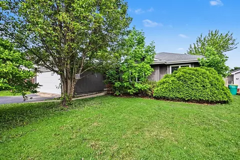 Exterior - 2116 Mystic Dr, Plainfield, IL 60586 photo 2 of 4