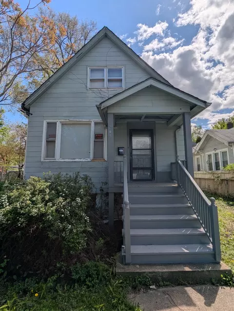265 W 107th St, Chicago, IL 60628