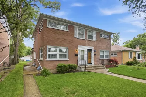 8920 Bennett Ave, Evanston, IL 60203