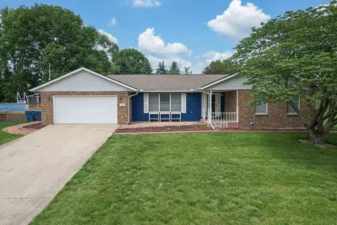109 Selma St, Utica, IL 61373