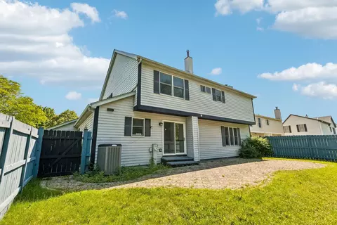 100 Picardy Ln, Wheeling, IL 60090 photo 39