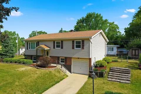 View/Area - 2208 Algonquin Rd, Fox River Grove, IL 60021 photo 1 of 8