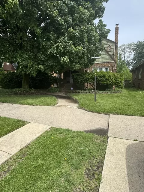 15629 Ashland Ave, Harvey, IL 60426