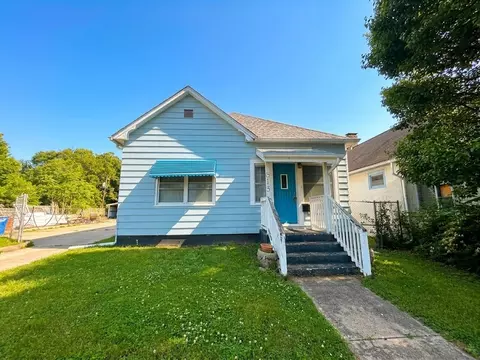 613 South St, Danville, IL 61832