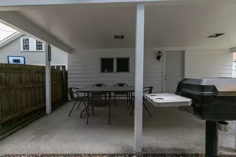 Exterior - 2110 15th Street A St, Moline, IL 61265 photo 7 of 7