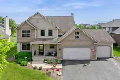 5235 Greenshire Cir, Lake In The Hills, IL 60156