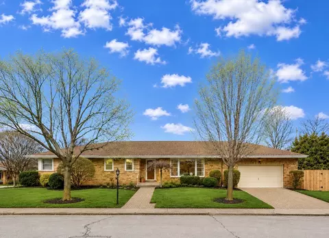 7303 N Kedvale Ave, Lincolnwood, IL 60712
