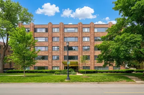 2300 Sherman Ave #2B, Evanston, IL 60201