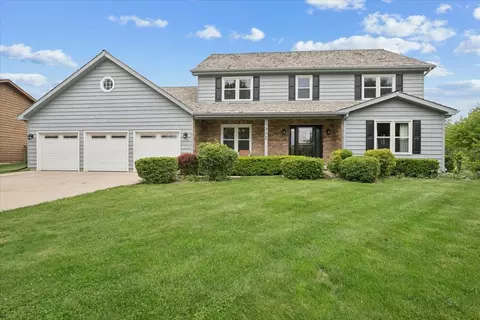 1902 Pine Meadow Ct, Gurnee, IL 60031
