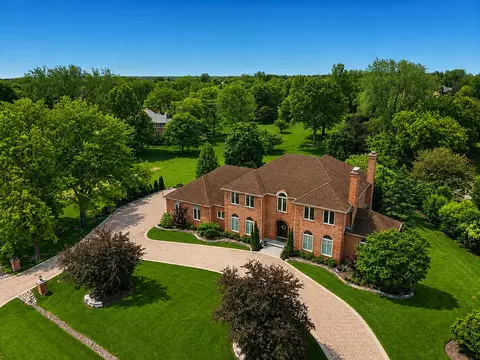 1710 Galloway Cir, Inverness, IL 60010