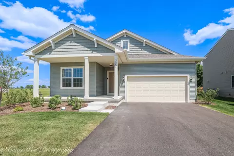 300 N Aspen Dr, Cortland, IL 60112