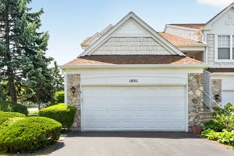 Exterior - 1051 Delta Dr, Elgin, IL 60123 photo 3 of 7