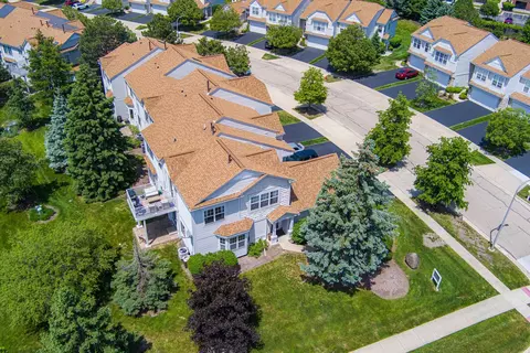 View/Area - 1051 Delta Dr, Elgin, IL 60123 photo 2 of 4