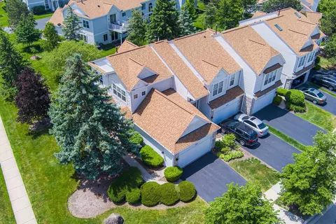 View/Area - 1051 Delta Dr, Elgin, IL 60123 photo 1 of 4