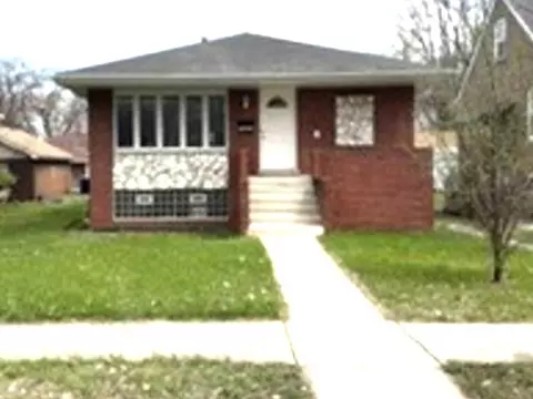 14241 Mackinaw Ave, Burnham, IL 60633