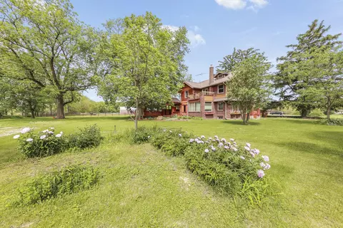 Exterior - 1035 N Gorham Rd, Morris, IL 60450 photo 3 of 8