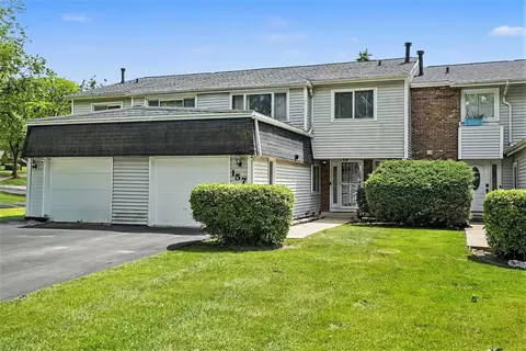 157 Thomas Rd #157, Bolingbrook, IL 60440