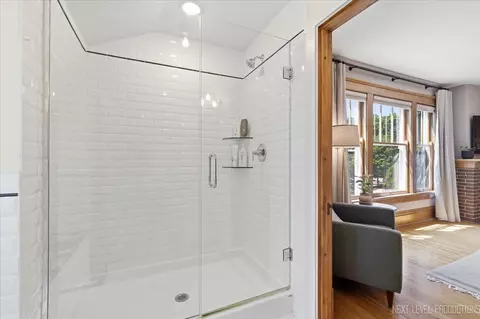 Bath - 132 S Wright St, Naperville, IL 60540 photo 3 of 5