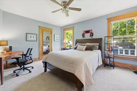 Bedroom - 132 S Wright St, Naperville, IL 60540 photo 6 of 7